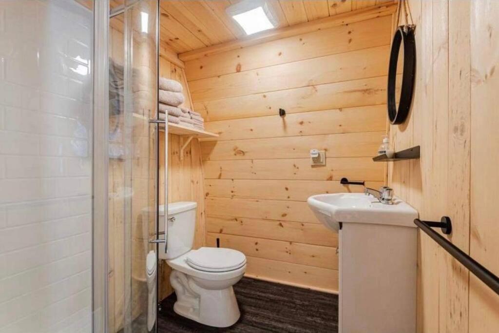 Chalet Alice A Louer Avec Spa Mauricie Saint-Alexis-des-Monts Exteriér fotografie